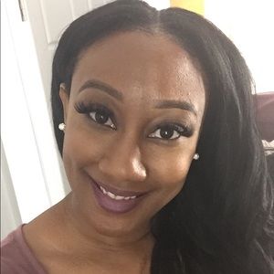 Meet your Posher, Erica